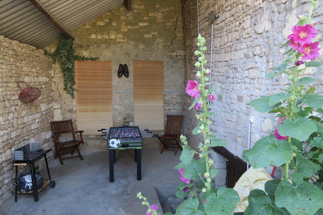 Aux Acacias Villa Braye-sous-Faye Bagian luar foto